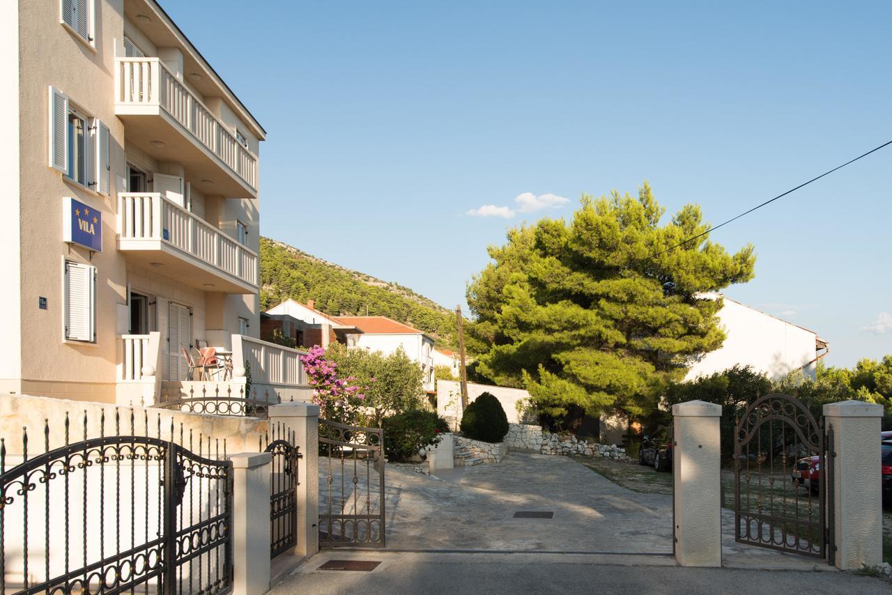 Sun House Apartments Бол Экстерьер фото